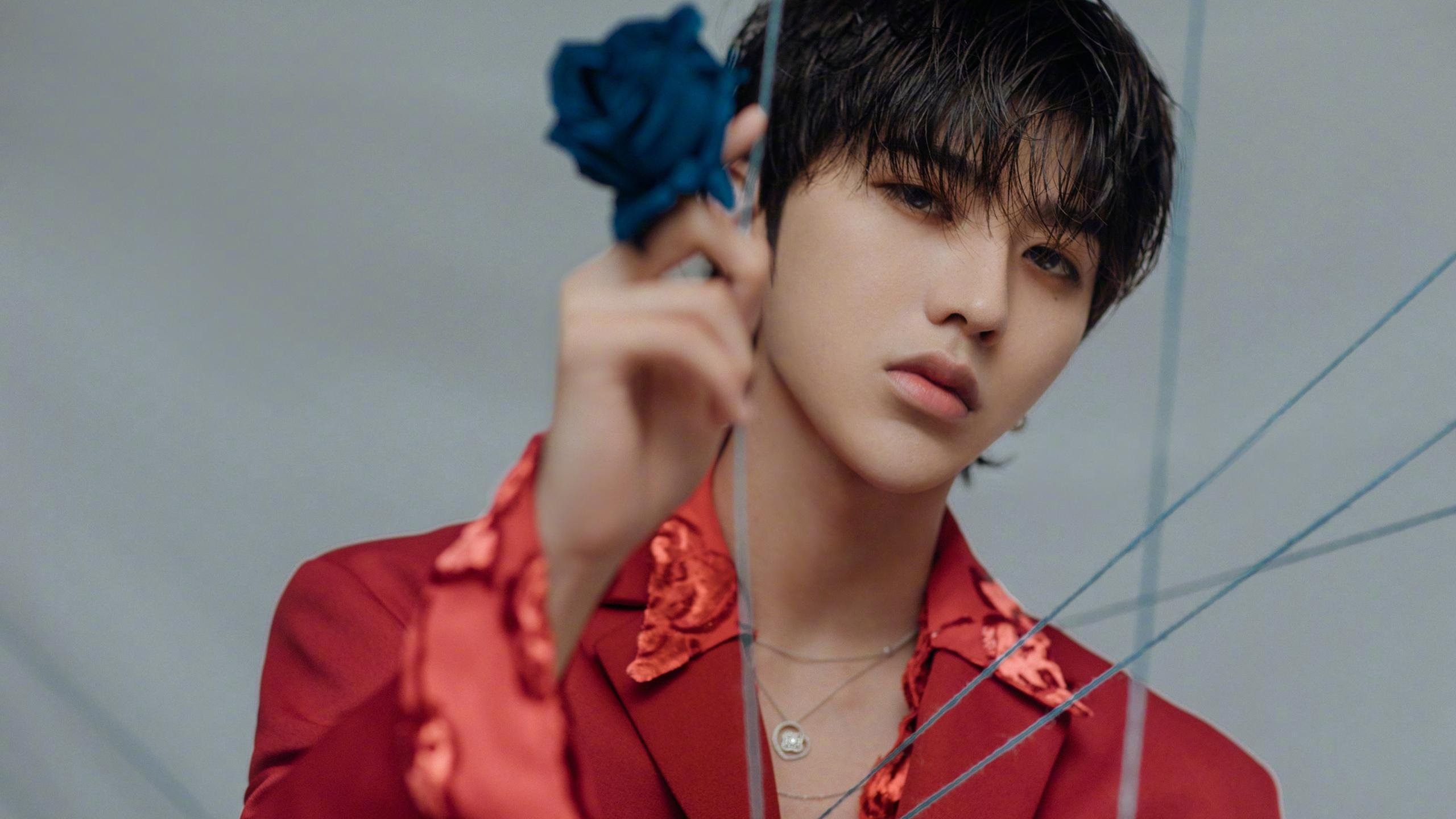 跨越维度的独舞，当维京战吼与武士刀在那不勒斯的阳光下交响