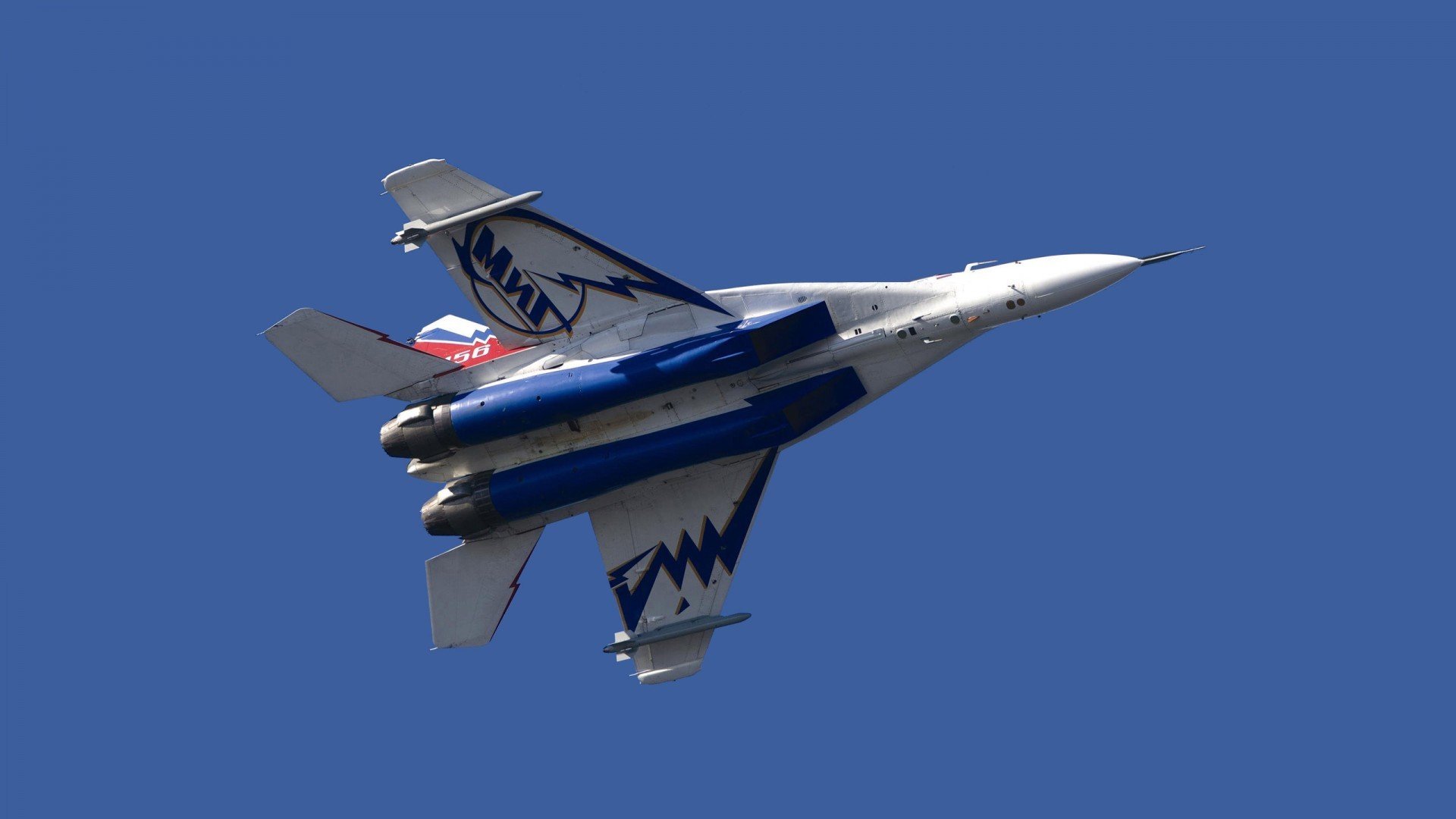 从费城到深圳，当碾压成为一种篮球哲学