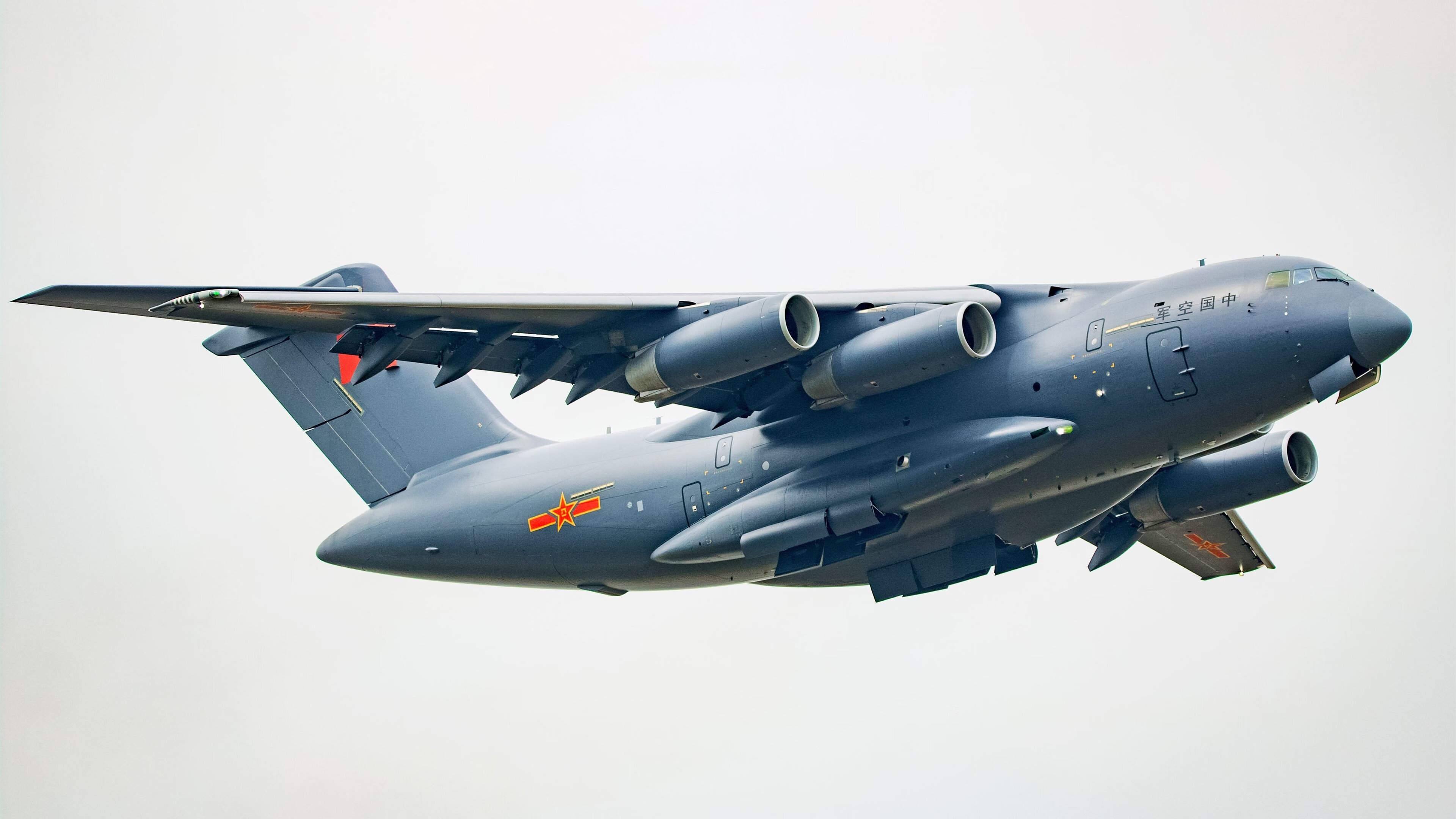 核爆级演出!奥斯梅恩以一人之力撕裂防线,澳大利亚奇迹般攻陷沙特堡垒