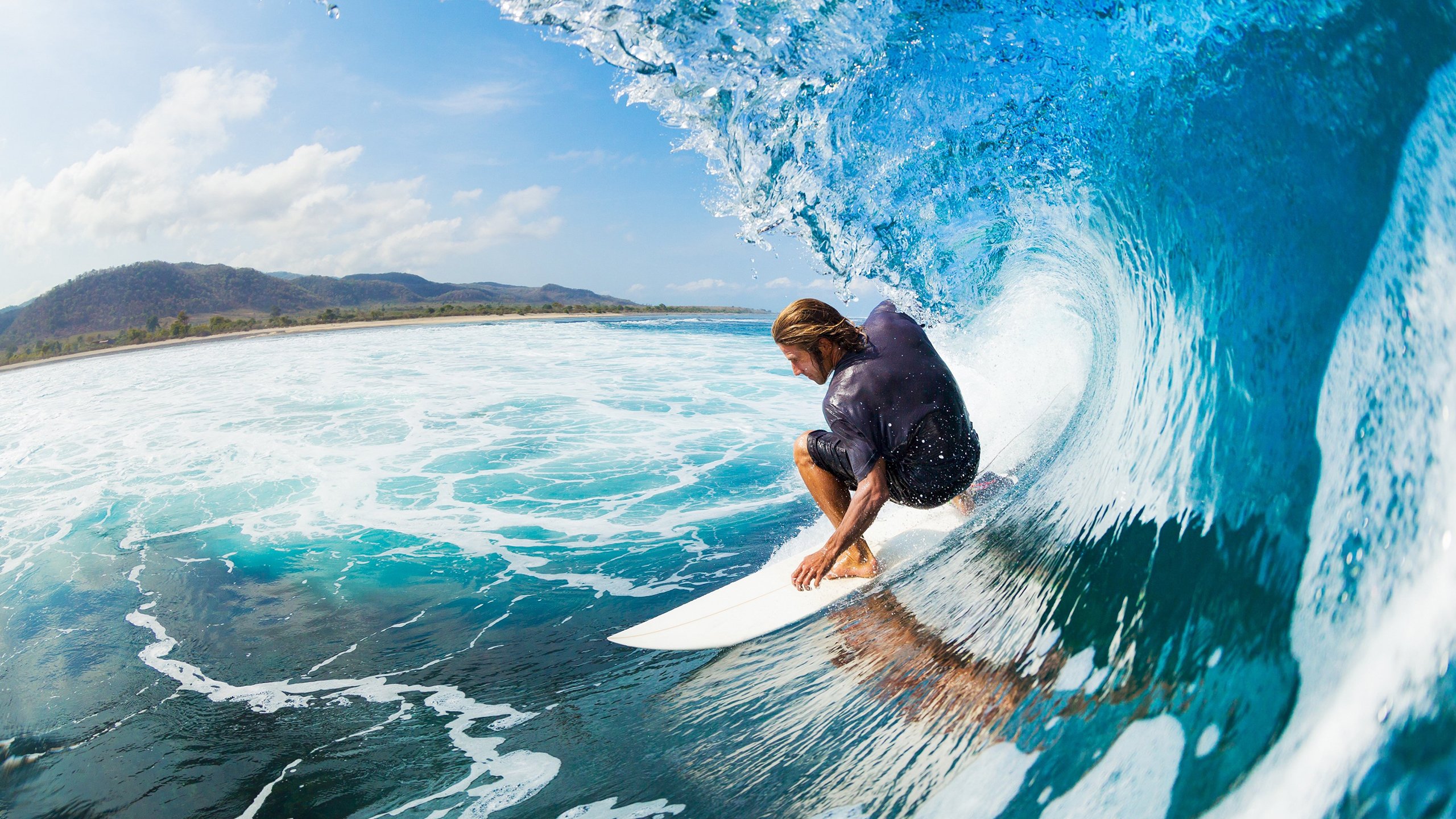 跨越大洋的传奇一胜，上海队险胜掘金，伦纳德制胜封盖定乾坤